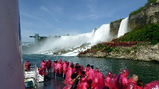 8-Niagara Falls-Bootstour-3