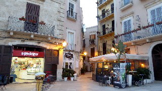 Bari - Altstadt Spaziergang (5)