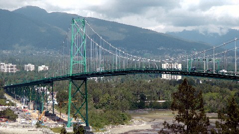 Hop on Hop off Stadtrundfahrt Vancouver-Lions Gate Bridge-4