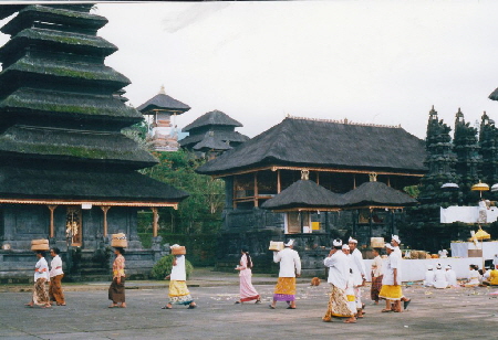 k-Bali 2000 - Tempelanlagen -4