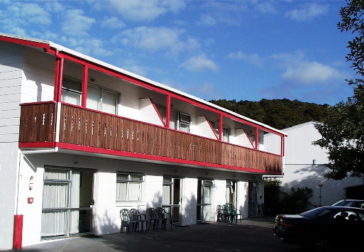 k-NZ 2005 - Tag 17 -Motel Edelweiss Pahia