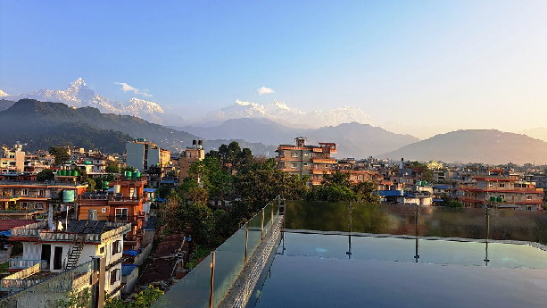 k-Nepal - Aussicht auf die Bderge (2)
