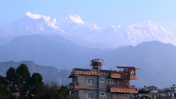 k-Nepal - Fahrt zu einem Aussichtspunkt auf die Bergwelt (5)