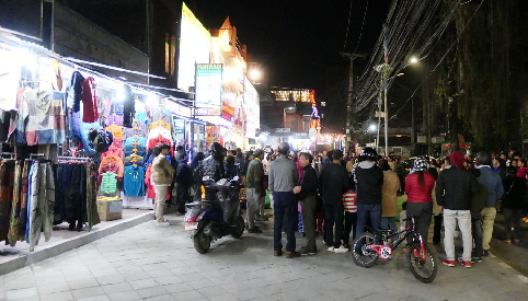 k-Nepal - Pokhara am Abend (1)