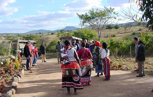 k-Sdafrika 2004 - Krger NP -Besuch afrikanisches Dorf (2)