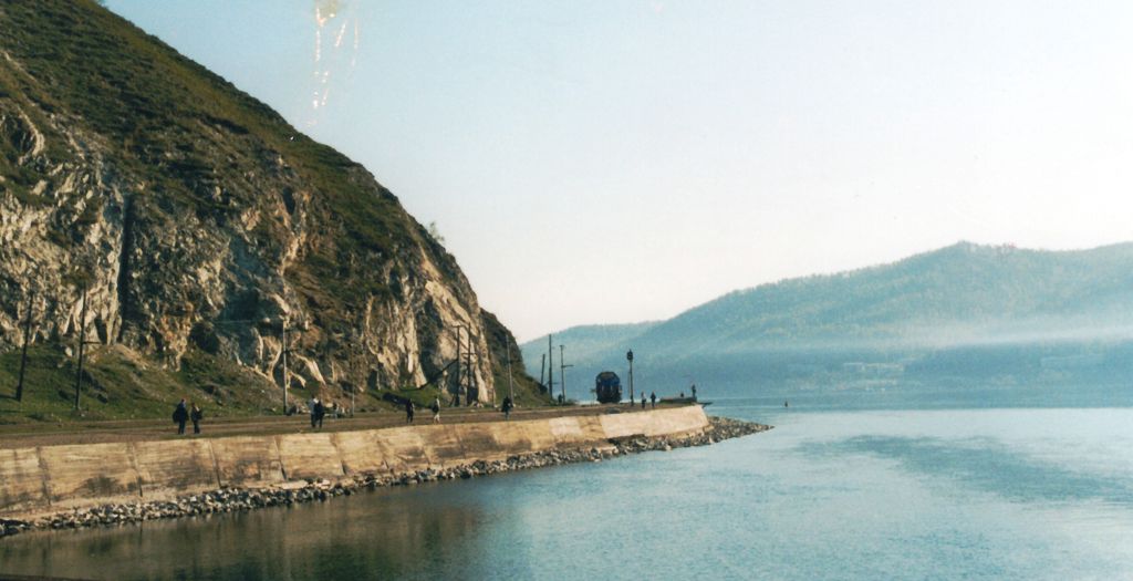 k-Baikalsee Fahrt entlang ders Ufers-2