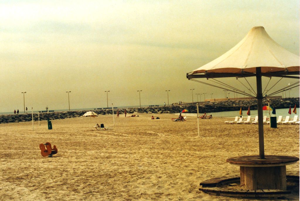 k-Dubai - Strand-1