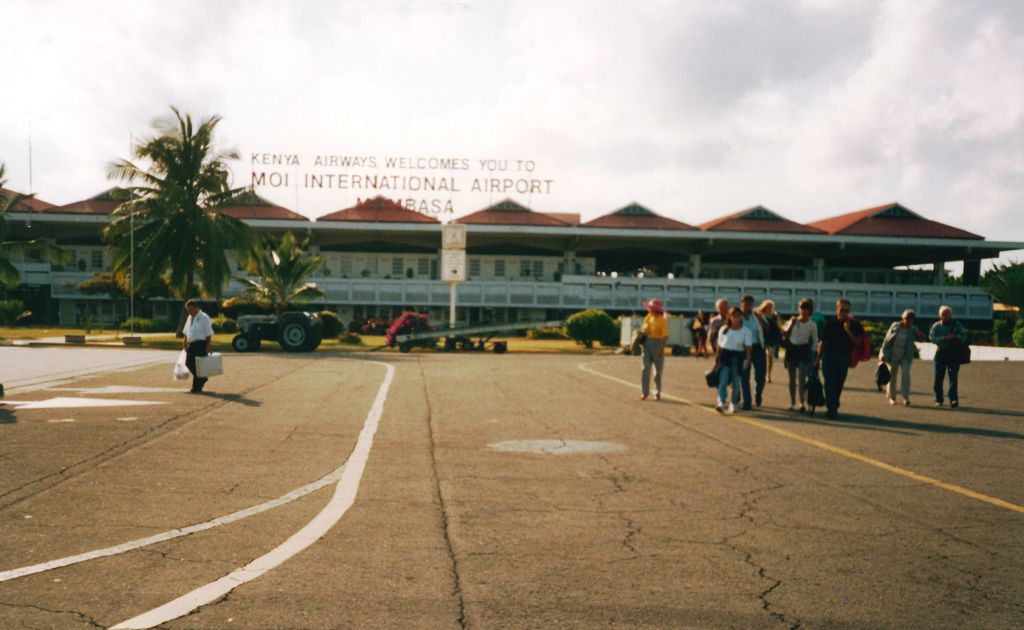 k-Mombasa Flughafen 