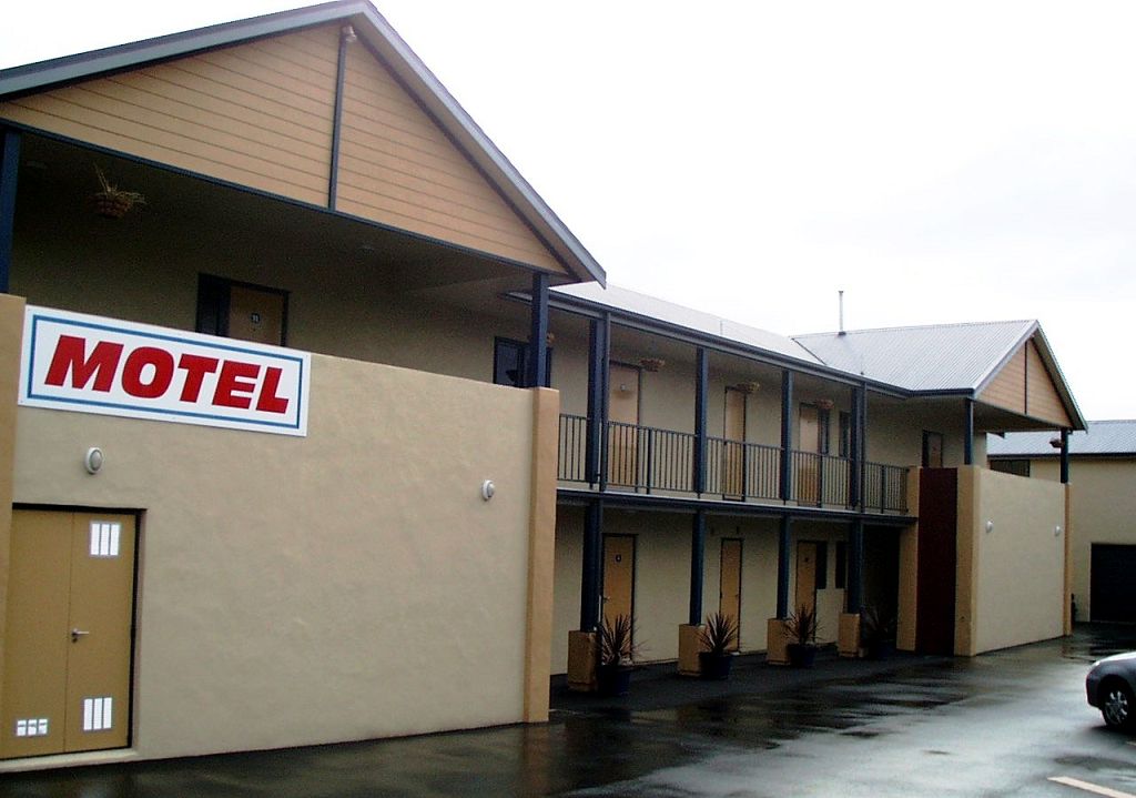 k-NZ 2005 - Tag 12 -Mutoeka Nautilus Lodge