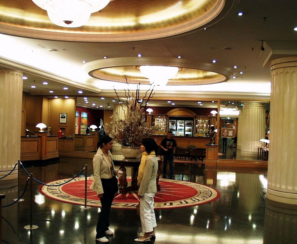 k-NZ 2005 - Tag 20 -Sydney Hotel The Manzies (1)