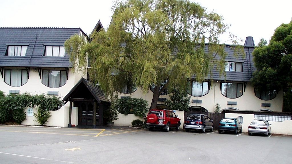 k-NZ 2005 - Tag 3 -Christchurch Hotel Chateau on the Park (1)