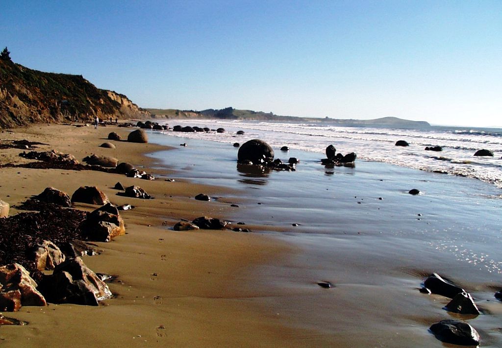 k-NZ 2005 - Tag 5 -Moeraki Boulders (1)