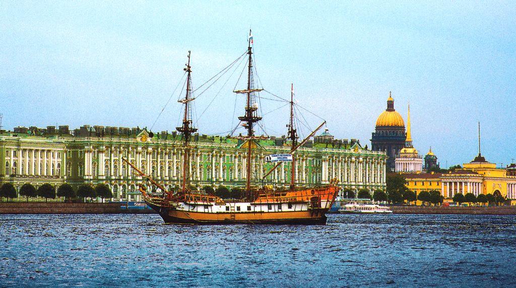 k-Petersburg 2009 - PK Emiritage vom Wasser k-Petersburg 2009 - PK Emiritage vom Wasser