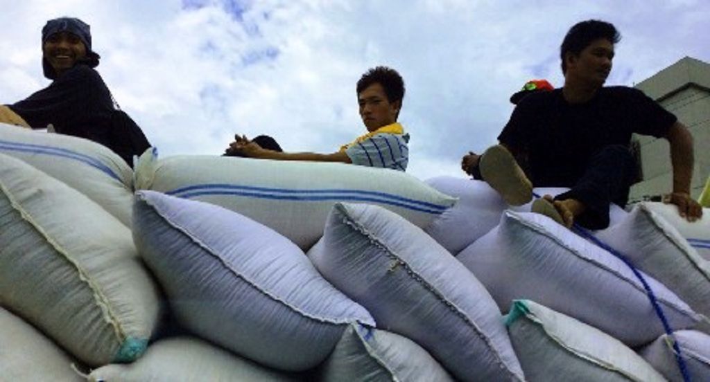 k-Tag 3 Fahrt nach Banaue Reisernten 2 k-Tag 3 Fahrt nach Banaue Reisernten 2