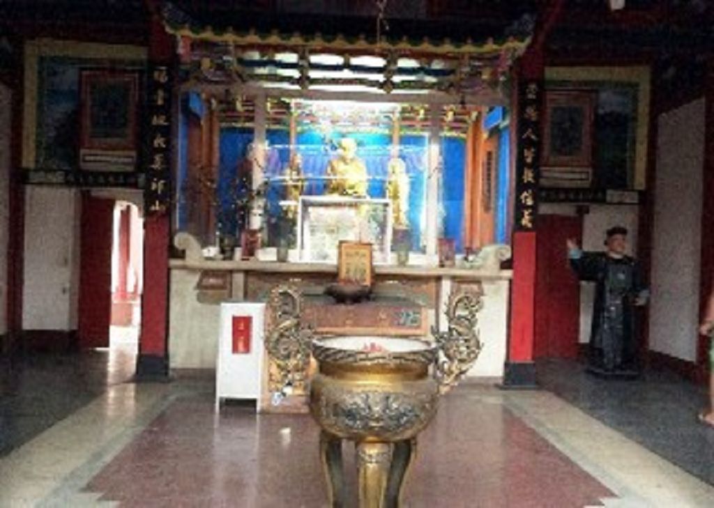 k-Tag 8 Manila Chinesischer Friedhof -Friedhof-1 (2) k-Tag 8 Manila Chinesischer Friedhof -Friedhof-1 (2)