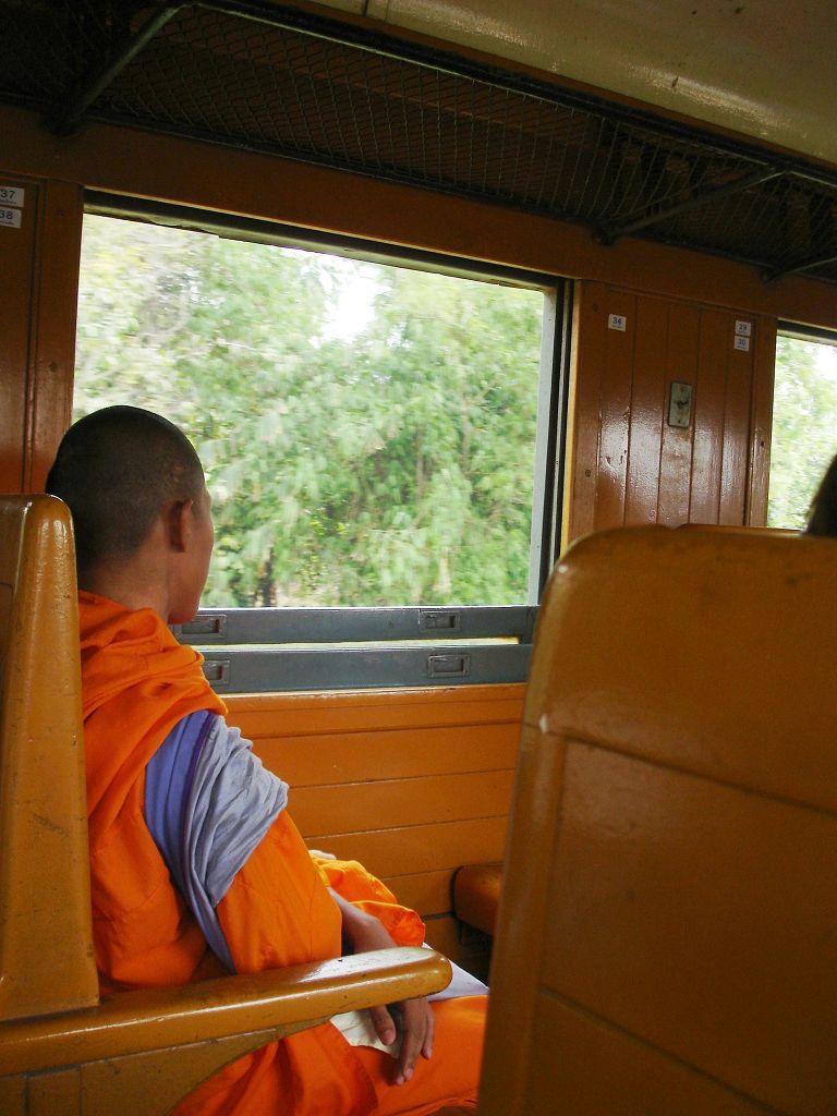 k-Thailand 2006 - Fahrt zum River Kwai Zugfahrt (2)