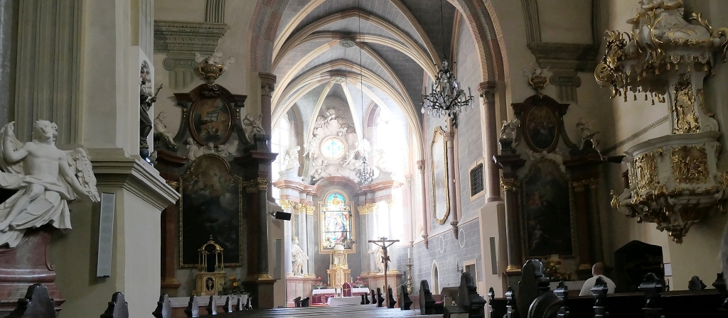 k-Bratislava - Kirchen und M�rkte (1)