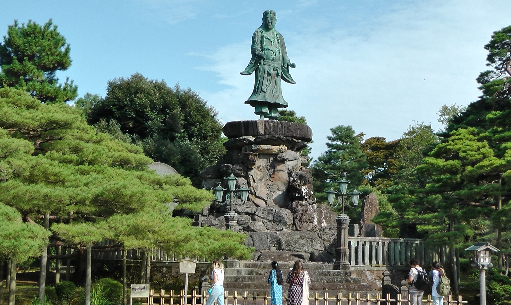k-Kanazawa - Kenroku-en-Gartenanlage (3)