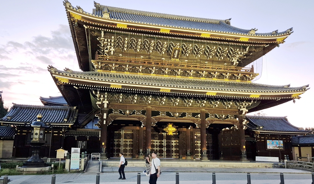 k-Kyoto - Am Abend Spaziergang (1) k-Kyoto - Am Abend Spaziergang (1)